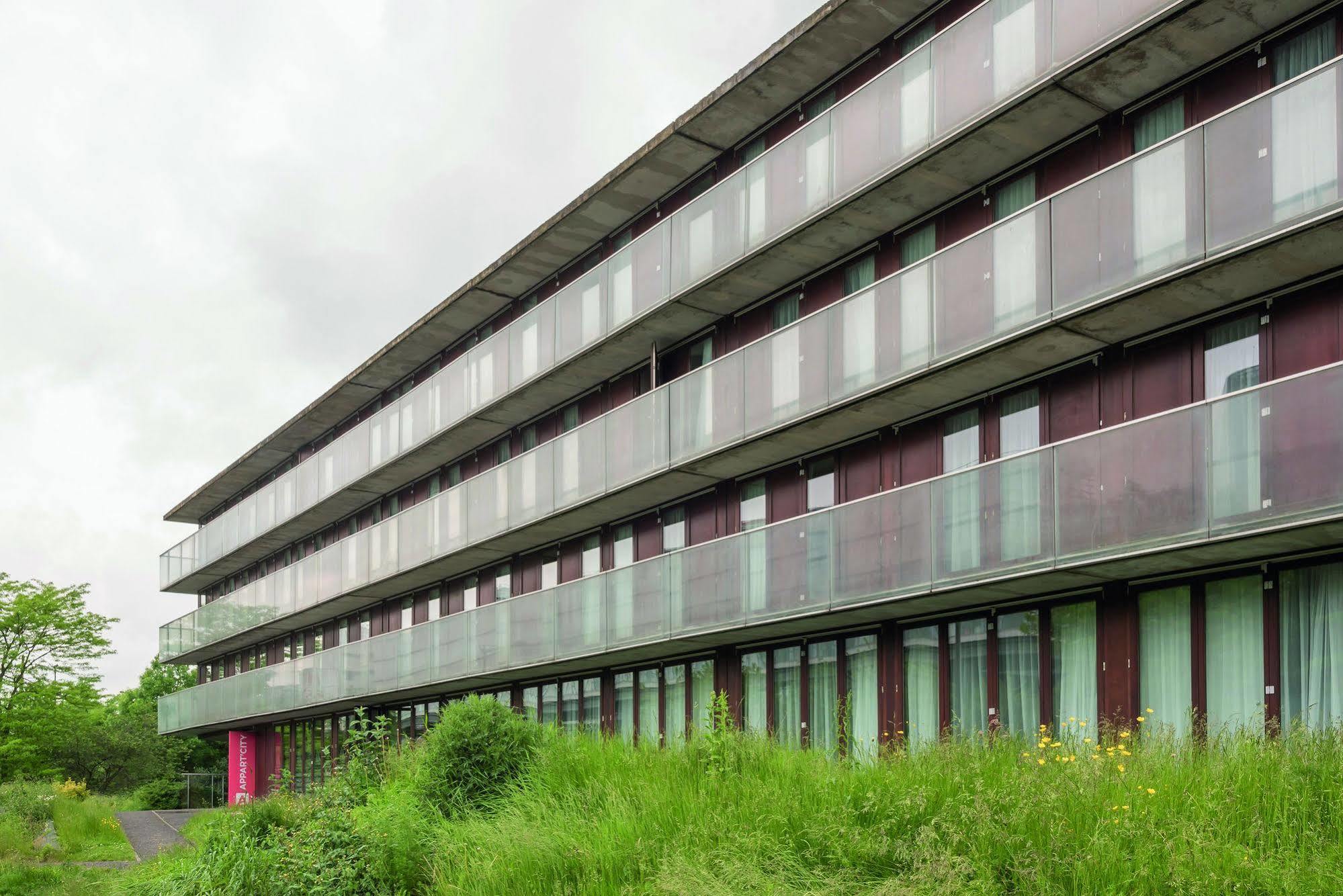 Appart'City Confort Lille Grand Palais Aparthotel Exterior photo